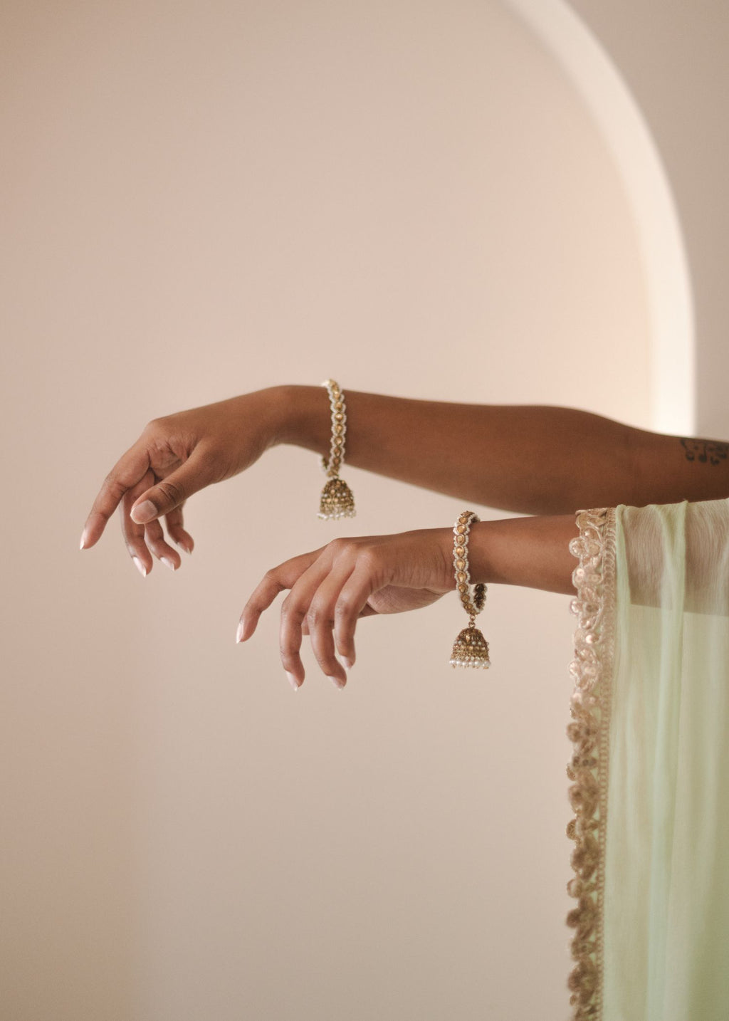 SAAVANA BANGLES